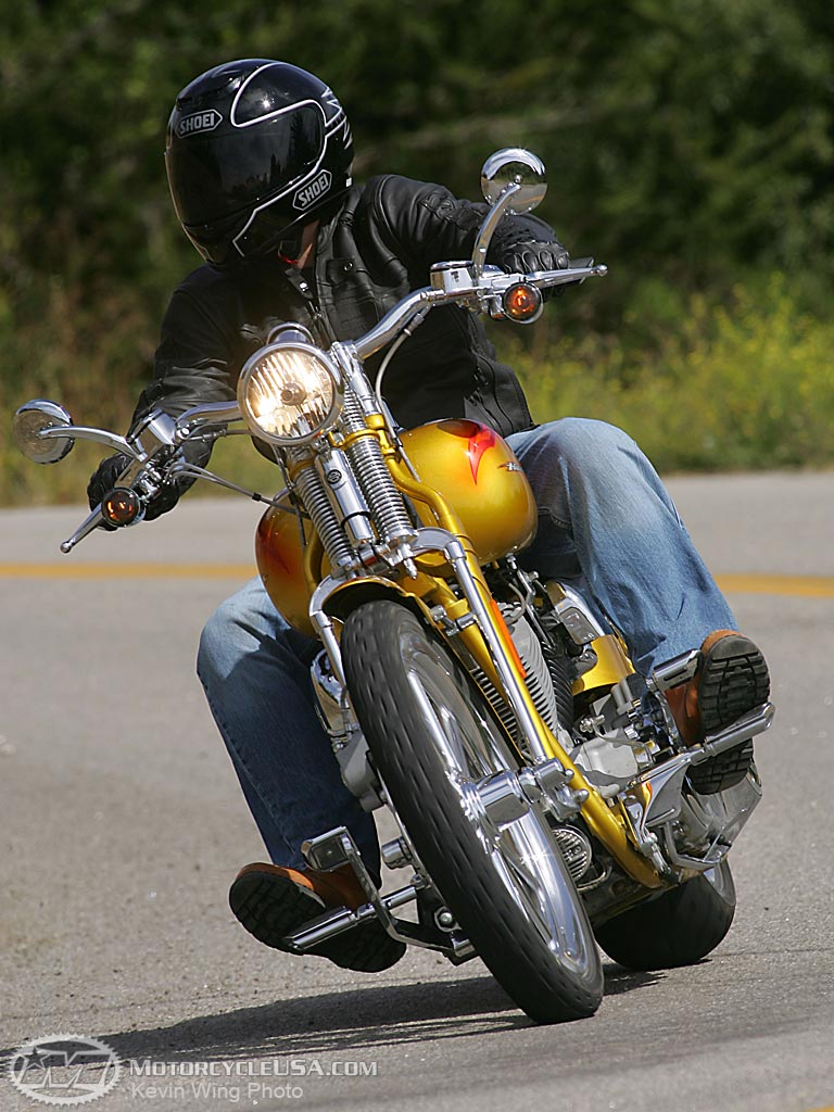 款哈雷戴维森Screamin Eagle Dyna - FXDSE摩托车图片4