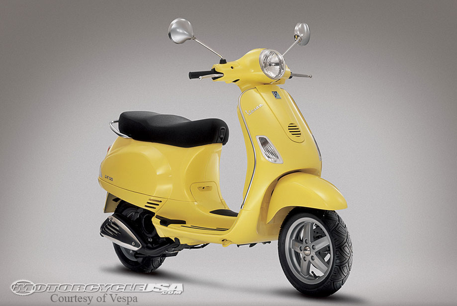 款VespaLX 150摩托车图片2