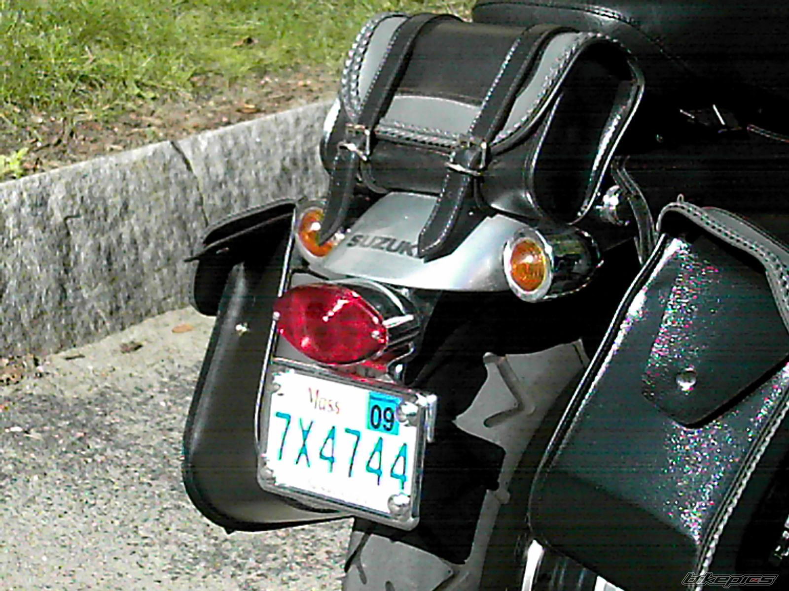 2008款铃木S50摩托车图片1