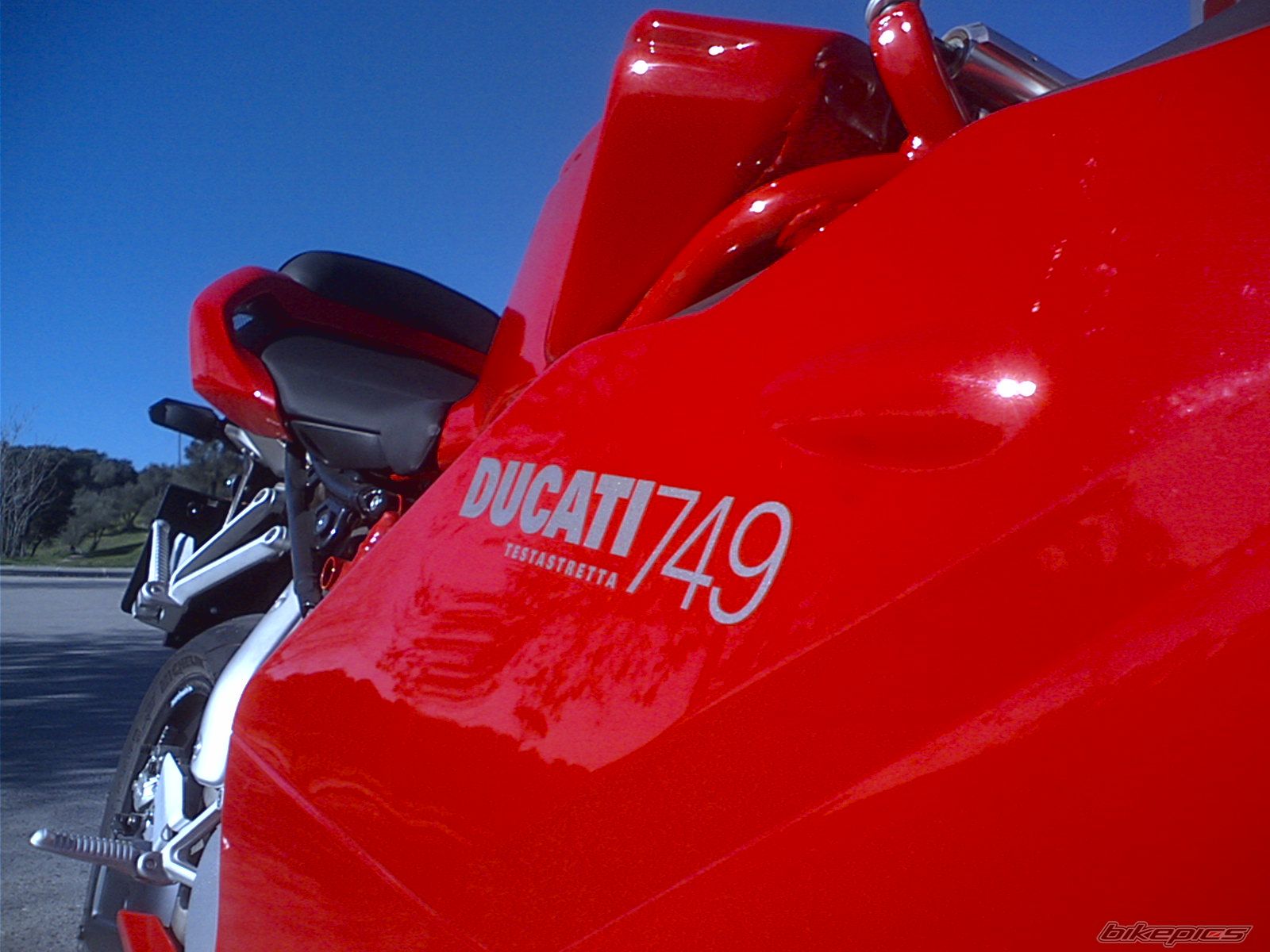 款杜卡迪749摩托车图片1