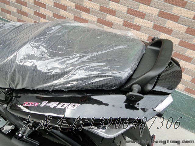 2012年全新川崎超级跑车欧版变款忍者六眼魔神ZZR1400 图片 2