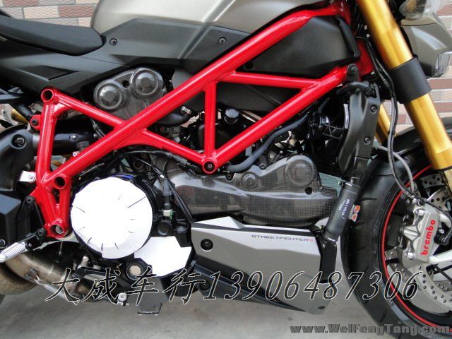 全新2012年杜卡迪街车暴力机器Ducati StreetFighter 1100S街霸 图片 1