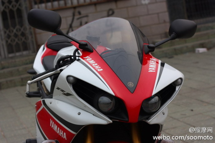 新到12款 雅马哈YZF-R1 红白色 50周年纪念版 改装天蝎排气 只行驶两千多公里 图片 1