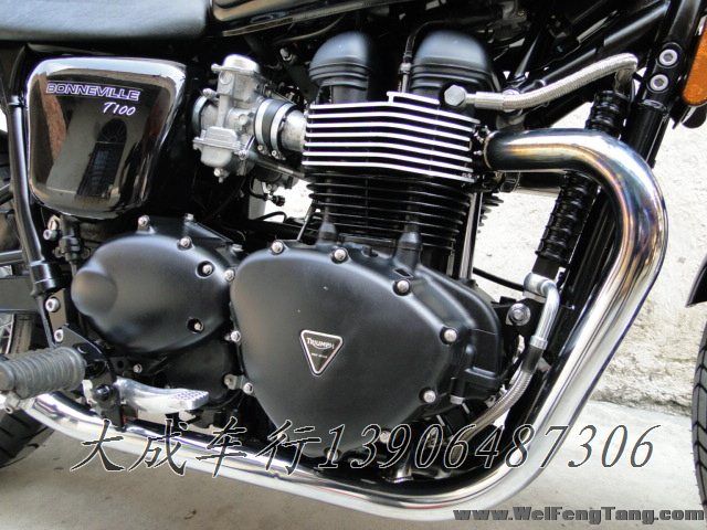 2010年原版原漆黑色英国复古街车Bonneville 凯旋 T100 Bonneville T100图片 3