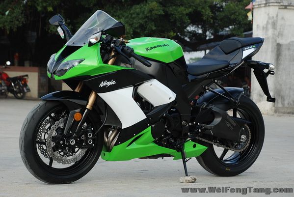 09年 Kawasaki 绿色机器忍者 ZX-10R 漂亮货色 图片 2