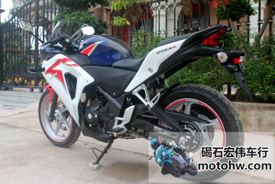 现货出售 2011年本田CBR-250R 电喷 蓝白 图片 1