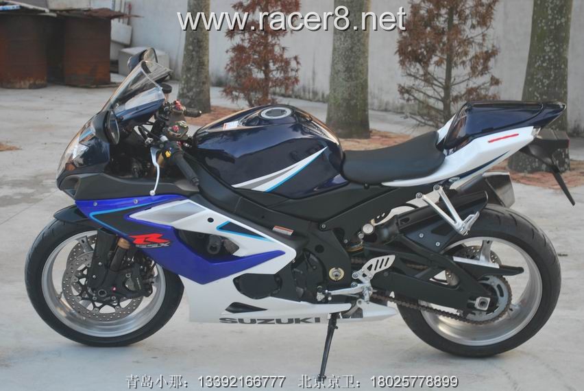 《铃木跑车》2005款 铃木公升级跑车GSX-R1000 蓝白 GSX-R1000图片 2