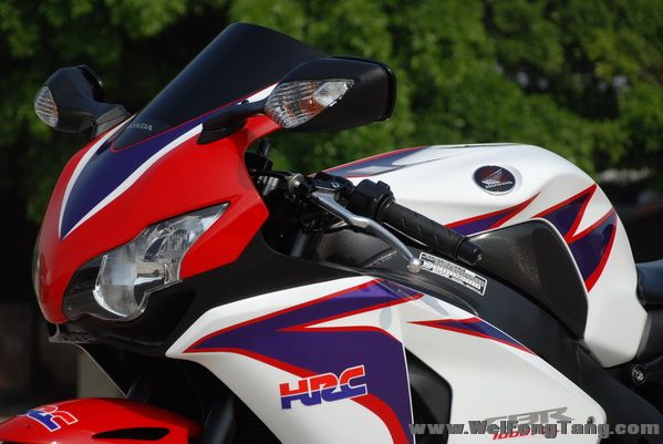 08年 HONDA HRC版花强韧战骏 CBR1000RR CBR1000RR图片 3