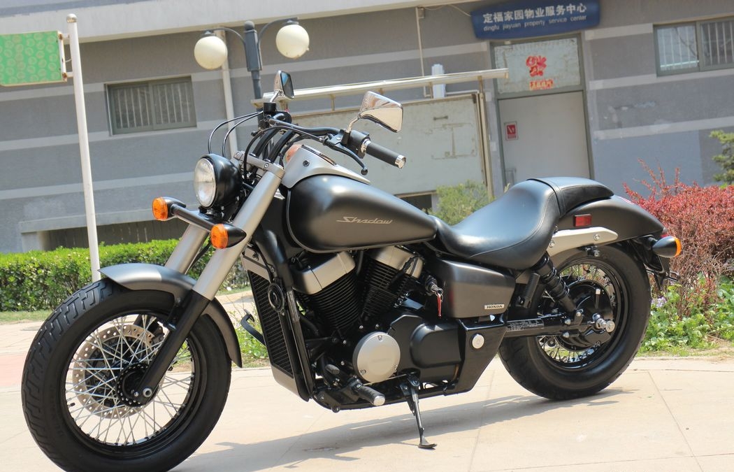 款本田Shadow 750 Aero摩托车图片2