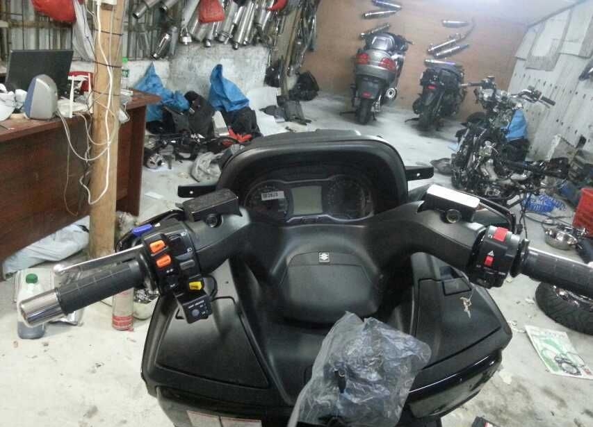 2013款铃木 城堡人BARG MAN650 Burgman 650图片 3