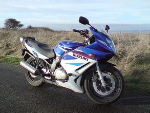 2006款铃木GS500F摩托车图片